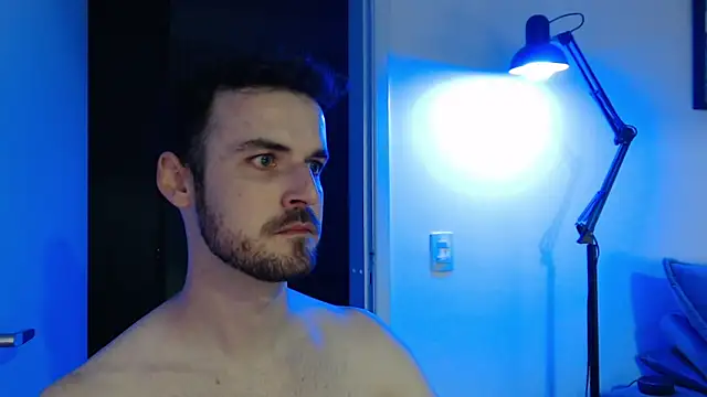 Snapshot of sexxxsutra chatting on March 11, 1:26 am sexxxsutra online show from March 11, 1:26 am