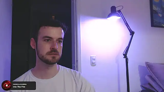 Snapshot of sexxxsutra chatting on March 12, 11:01 pm sexxxsutra online show from March 12, 11:01 pm