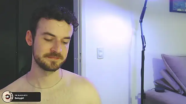 Snapshot of sexxxsutra chatting on March 22, 10:48 pm sexxxsutra online show from March 22, 10:48 pm