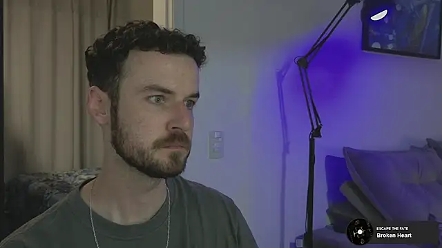 Snapshot of sexxxsutra chatting on November 27, 10:45 pm sexxxsutra online show from November 27, 10:45 pm