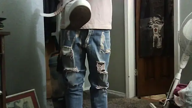 --D-a-D-D-y- online show from November 26, 5:30 am