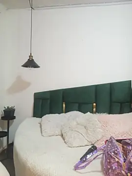 Mishka   online show from August 8, 8:44 pm