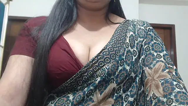 desi-maisa130 online show from May 6, 5:40 pm