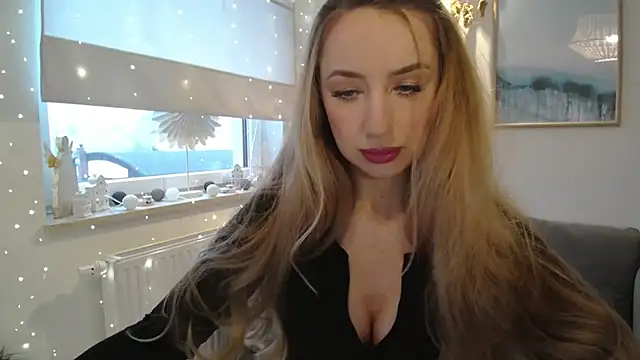 JulietteDiamond online show from December 17, 8:09 am