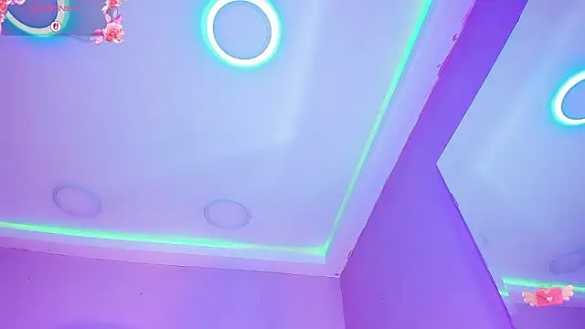 ValeriaAguilar online show from March 15, 11:44 pm