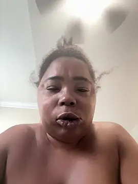 JCCaramelbarbie1 online show from December 21, 8:49 pm