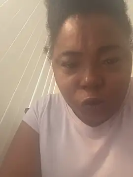 Snapshot of JCCaramelbarbie1 chatting on July 6, 12:57 pm JCCaramelbarbie1 online show from July 6, 12:57 pm