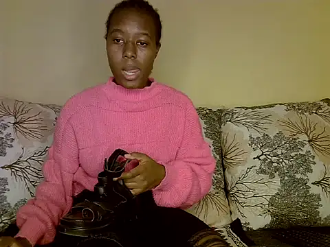 Snapshot of Oliviia_ chatting on December 11, 1:17 pm Oliviia  online show from December 11, 1:17 pm