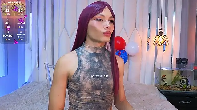 Snapshot of Megan_Do_Santos chatting on July 4, 8:15 pm Megan Do Santos online show from July 4, 8:15 pm