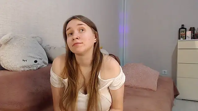 lovely hayley online show from February 5, 12:31 am