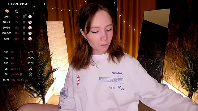 LanaBlu  online show from November 11, 2:22 am