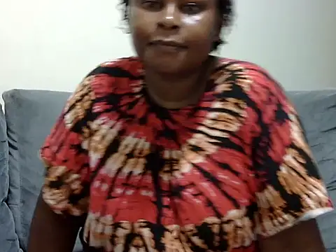 Snapshot of Pretty_lilly02 chatting on May 27, 3:47 am Pretty lilly02 online show from May 27, 3:47 am