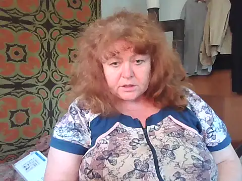 Snapshot of RoseRed69 chatting on September 24, 9:56 am RoseRed69 online show from September 24, 9:56 am