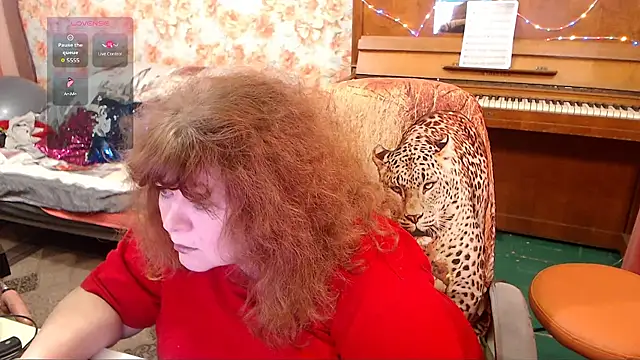 RoseRed69 online show from November 12, 3:29 am