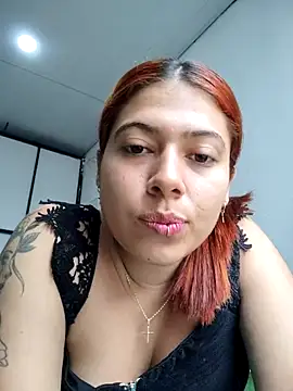 Snapshot of caro_sweett chatting on March 4, 2:21 pm caro sweett online show from March 4, 2:21 pm