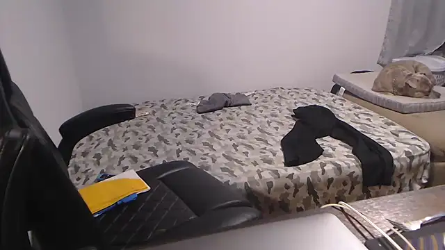 Snapshot of flexingplexico chatting on February 12, 8:49 am flexingplexico online show from February 12, 8:49 am