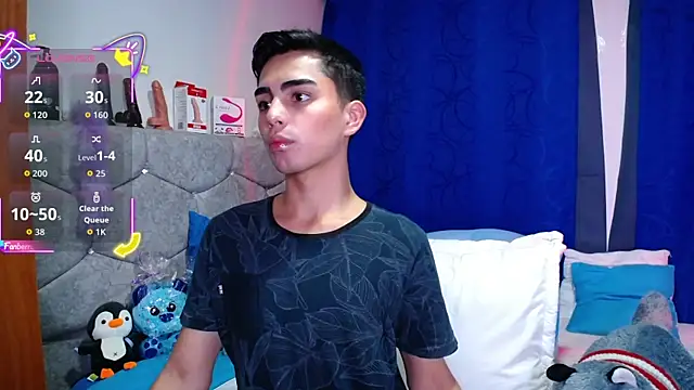 OwenBluee online show from September 24, 11:19 pm