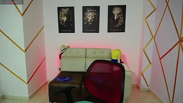 Taylor John online show from January 20, 3:28 pm