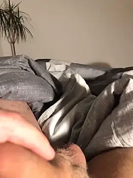 wixxer872302 online show from December 9, 9:37 pm