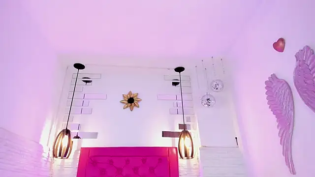 mia six66 online show from March 2, 11:07 am