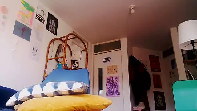 Zafiro subversiva online show from January 16, 1:04 pm