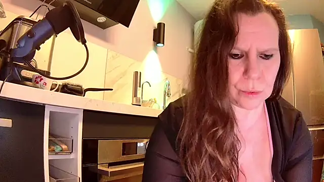 Endrocleia online show from March 10, 11:06 pm