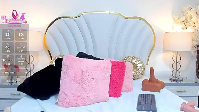 IsabellaKanned online show from March 19, 4:55 pm