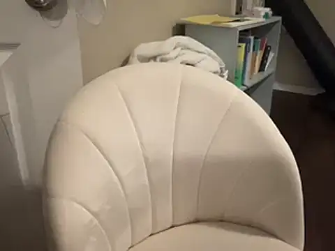 myloveforyouu online show from January 1, 12:11 am