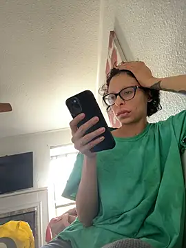 myloveforyouu online show from March 19, 4:24 pm