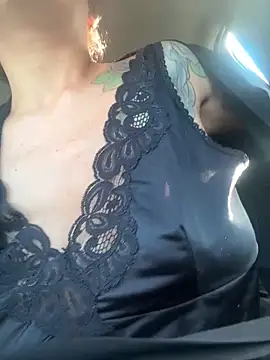 myloveforyouu online show from September 16, 1:45 pm