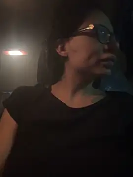 myloveforyouu online show from October 21, 1:50 am