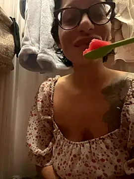 myloveforyouu online show from November 22, 11:42 am