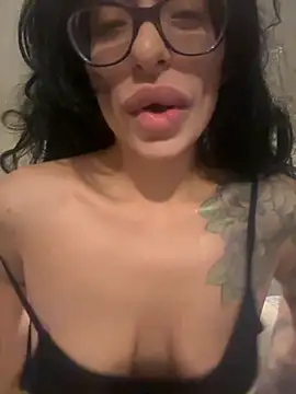 myloveforyouu online show from November 26, 12:50 pm