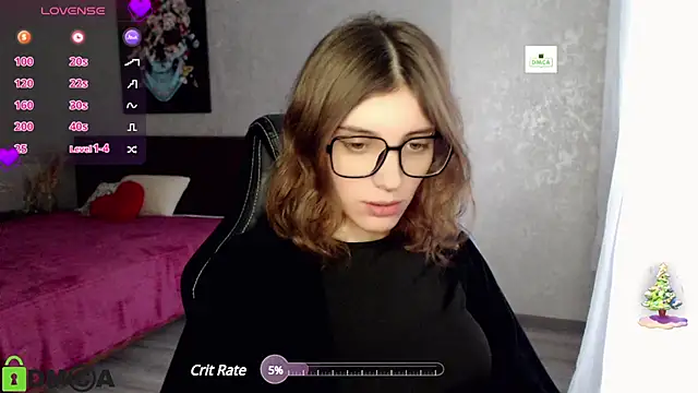 Snapshot of CherryBloom777 chatting on December 18, 10:30 am CherryBloom777 online show from December 18, 10:30 am