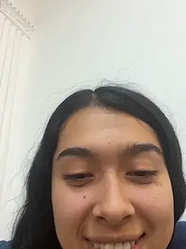 SweetLatiin  online show from November 24, 8:19 pm