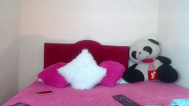 Snapshot of Luluu_08 chatting on March 17, 1:18 pm Luluu 08 online show from March 17, 1:18 pm