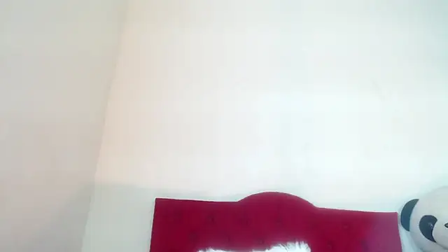 Snapshot of Luluu_08 chatting on March 21, 8:18 pm Luluu 08 online show from March 21, 8:18 pm