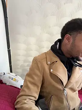 Snapshot of rayyymack chatting on December 3, 2:04 pm rayyymack online show from December 3, 2:04 pm