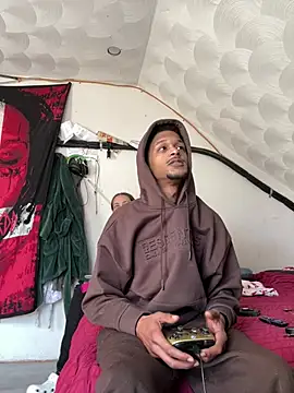 Snapshot of rayyymack chatting on February 4, 3:51 pm rayyymack online show from February 4, 3:51 pm