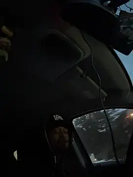 Snapshot of rayyymack chatting on February 12, 11:27 am rayyymack online show from February 12, 11:27 am