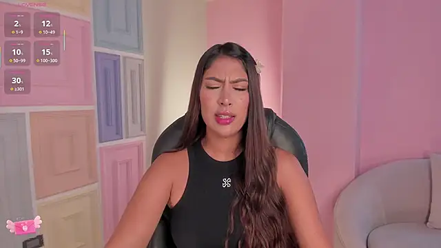 Snapshot of ArianaDumont chatting on November 7, 11:43 am ArianaDumont online show from November 7, 11:43 am