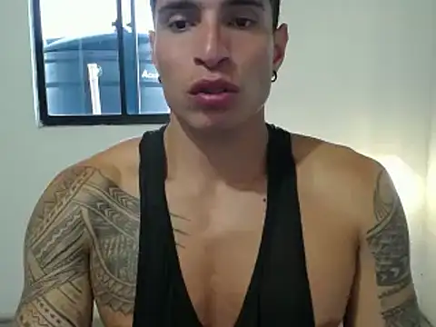 Snapshot of jack_pergurtson01 chatting on June 24, 10:42 pm jack pergurtson01 online show from June 24, 10:42 pm