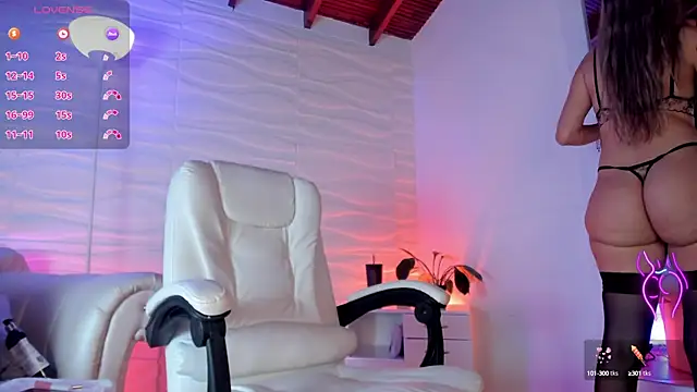 Snapshot of mariablonde_ chatting on September 8, 7:35 pm mariablonde online show from September 8, 7:35 pm