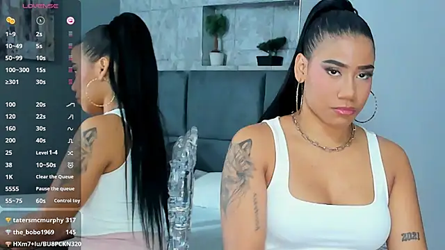 Snapshot of Salome_Diaz_ chatting on March 4, 4:30 pm Salome Diaz  online show from March 4, 4:30 pm
