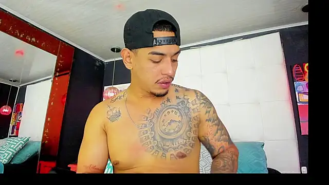 Damian09  online show from January 8, 9:17 pm