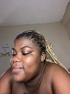 Snapshot of HornyxLadie chatting on June 6, 2:05 am HornyxLadie online show from June 6, 2:05 am