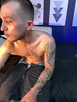 Dylanwhite23  online show from February 20, 8:53 pm