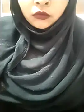 Snapshot of Indian-Nazia chatting on January 6, 12:24 pm Indian-Nazia online show from January 6, 12:24 pm