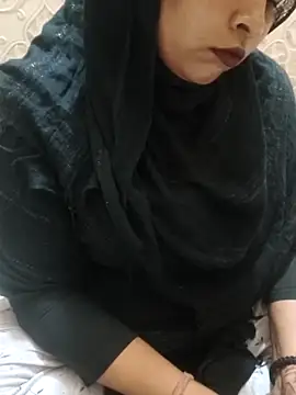 Snapshot of Indian-Nazia chatting on September 16, 6:42 pm Indian-Nazia online show from September 16, 6:42 pm