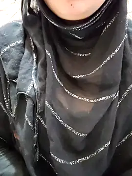 Indian-Nazia online show from December 3, 5:33 pm